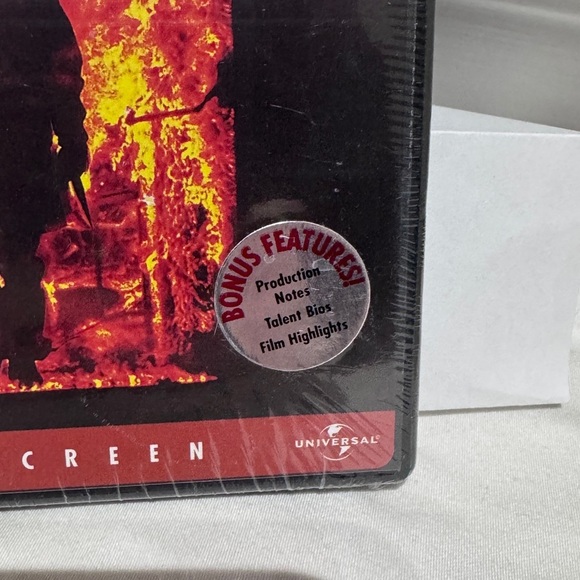 🔥  Vintage Backdraft DVD - Red Cover - Never Played - New in Wrapping - Picture 10 of 11